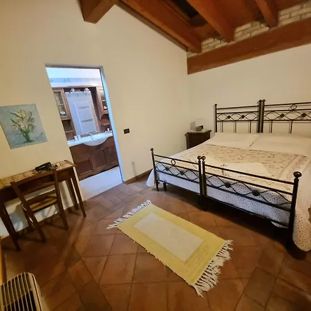 La Garzaga Turismo Rurale Country house Ceresara